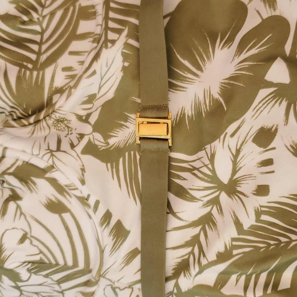 NWT $150 Watercolors Kenny Flowers The Bali Underwire One piece Swimsuit - Picture 7 of 13